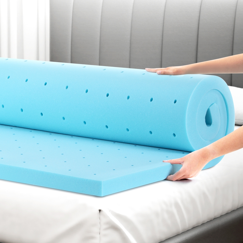 Giselle Bedding Memory Foam Mattress Topper Ventilated Cool Gel 5cm Queen — image 1