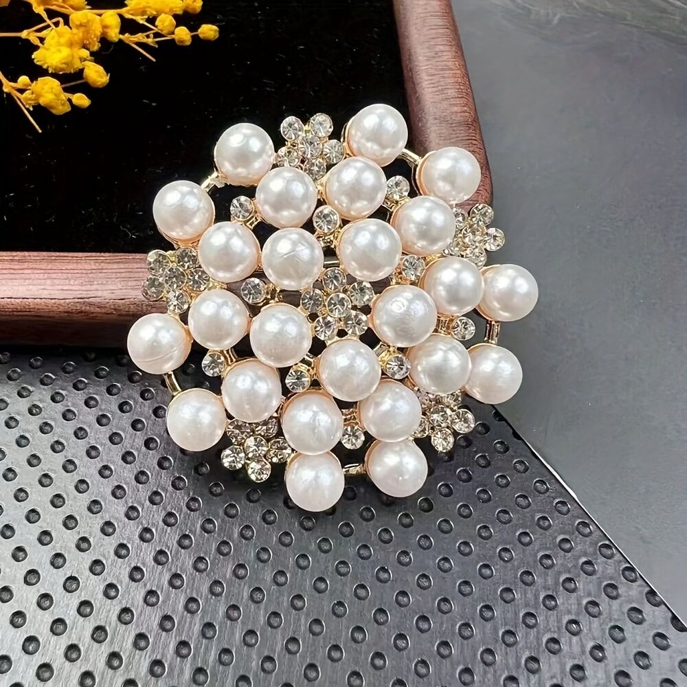 Elegant Women's Pearl Brooch view 5