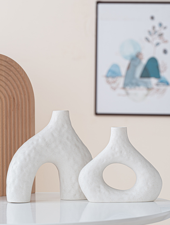 Minimalist Ceramic Vase Set (2-Piece): Modern Home Decor for Flower view 5
