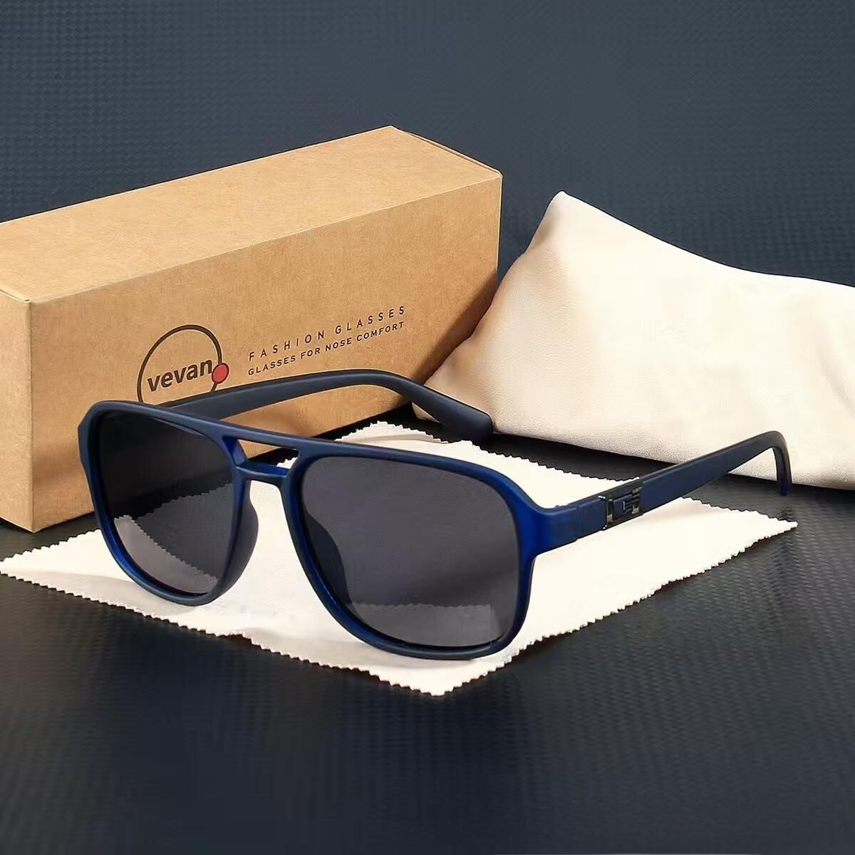 "Retro trend" classic box sunglasses-modified face