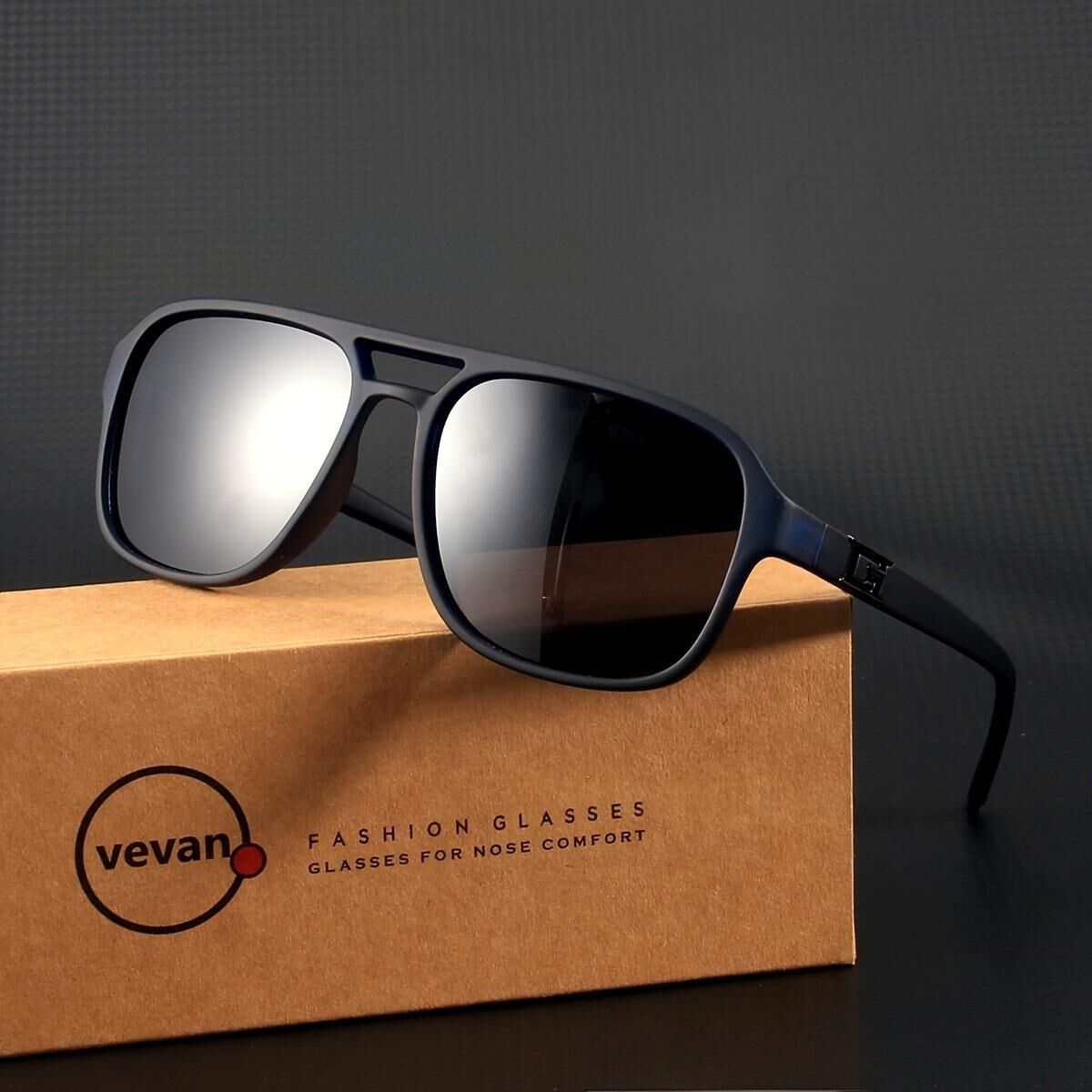 "Retro trend" classic box sunglasses-modified face view 4
