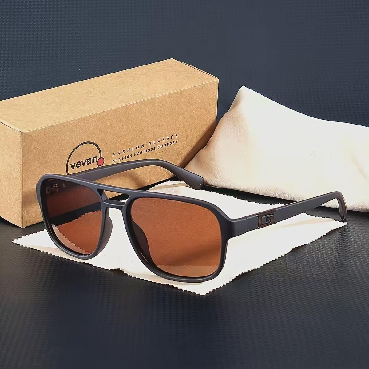 "Retro trend" classic box sunglasses-modified face view 5