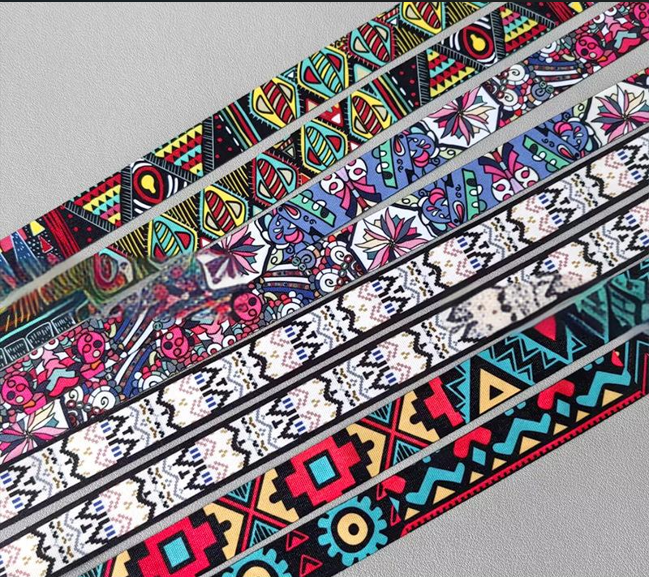 Christmas gifts 4PCS Boho Pattern Phone Crossbody Lanyard Set view 2
