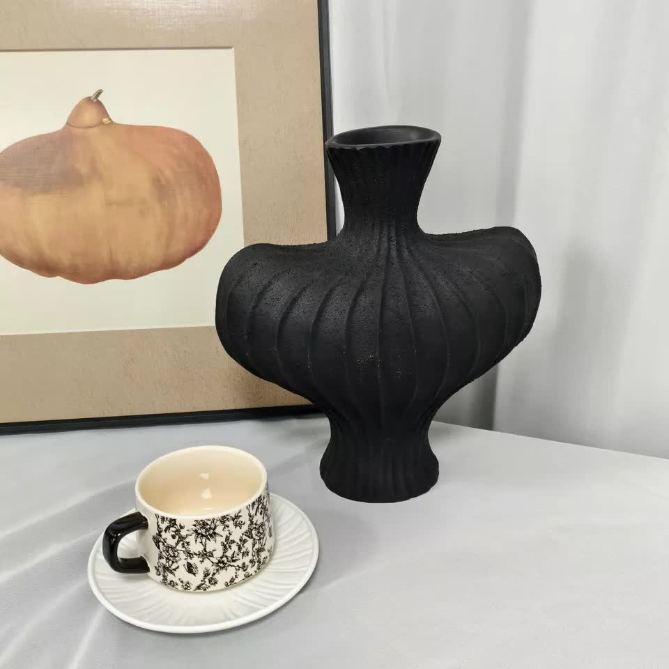 P&P Black Nordic Resin Flower Vase with Textured Design view 2