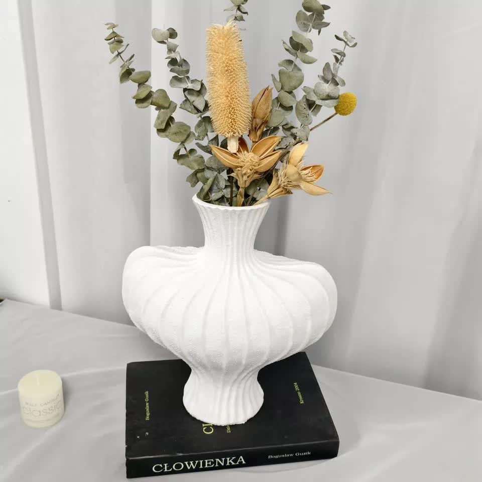 P&P White Nordic Resin Flower Vase with Boho Wabi-Sabi Textured Artistic Design view 3