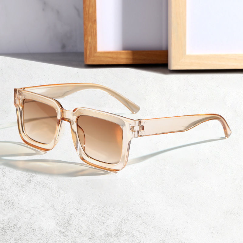 Brown Classic Square Frame Sunglasses - Unisex UV400 Protection