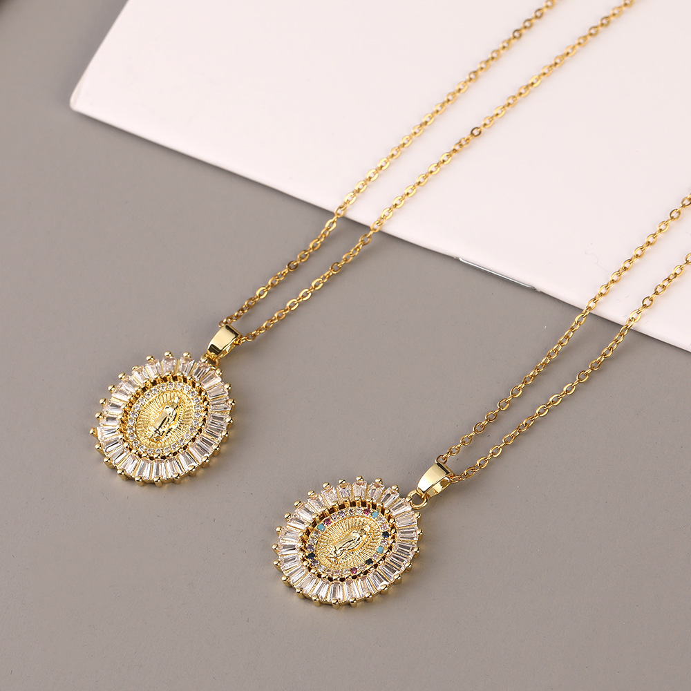 European & American Fashion Geometric Square Pendant Necklace Set – Rose Gold