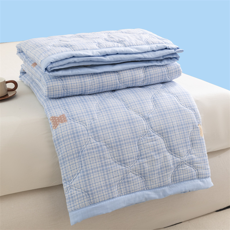 Lightweight Reversible Summer Quilt - Soft