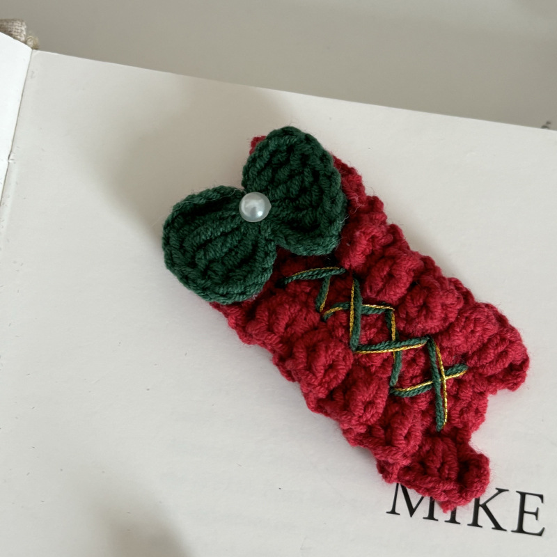 Christmas Collection Hair Clips - Set of 5 Random Main Image Styles view 16