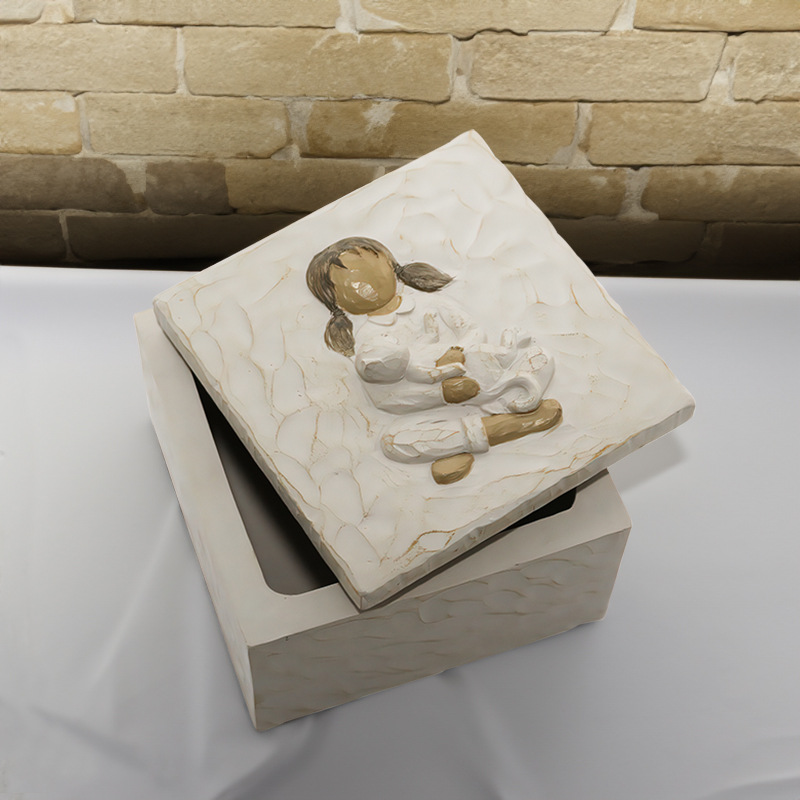 Resin Pet Urn Keepsake Box(8.5*8.5*5.3CM) – Child Hugging Cat Cremation Memorial view 3