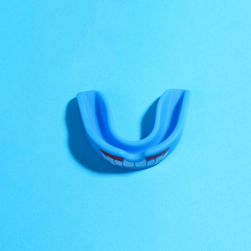 4-Pack Blue Food Grade Silicone Sports Mouthguard(6x5x1.7CM) With Vented PP view 2