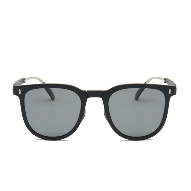 Ultra-Light Foldable TR Sunglasses for Women with Storage Bag - 15° Adjustable