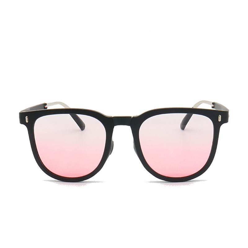 Ultra-Light Foldable TR Sunglasses for Women with Storage Bag - 15° Adjustable