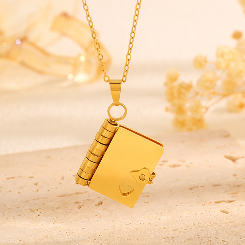 Gold Titanium Steel Fading-Resistant Envelope Locket Necklace - Openable Love