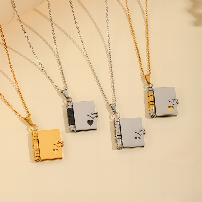 Gold Titanium Steel Fading-Resistant Envelope Locket Necklace - Openable Love view 3