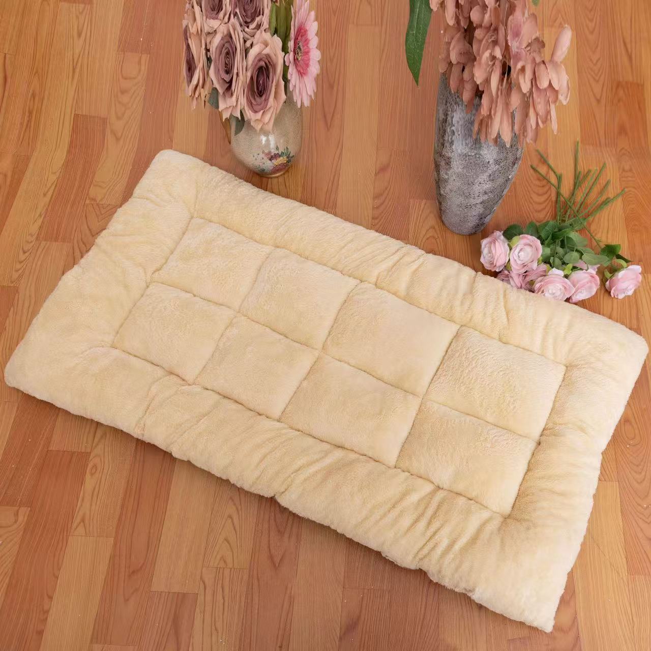 Superior Insulation Khaki Dual-Sided Pet Sleeping Mat(120X60CM) for Dogs &