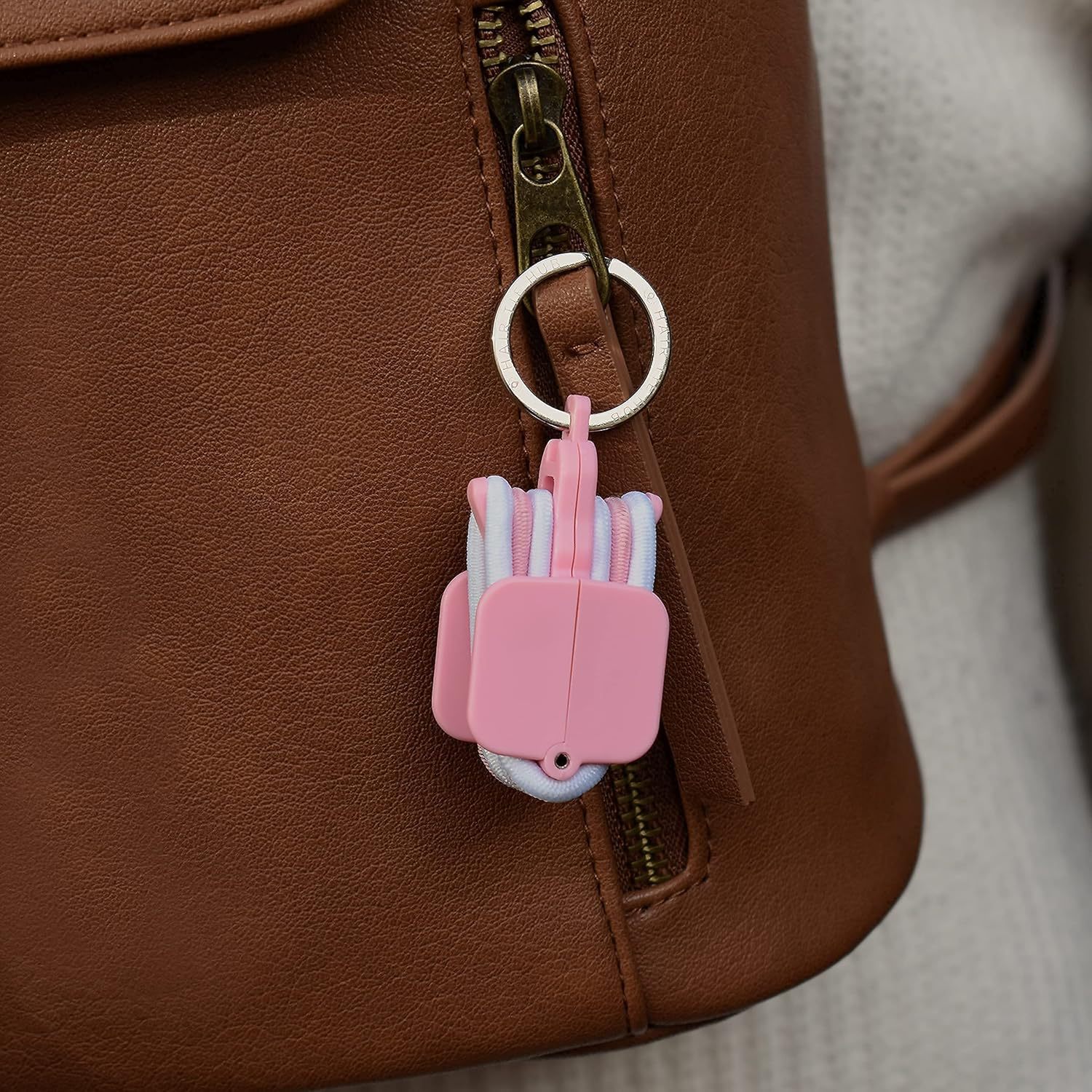 3-PCS Pink Portable Hair Tie Organizer Keychain Compact Hair Accessories view 4