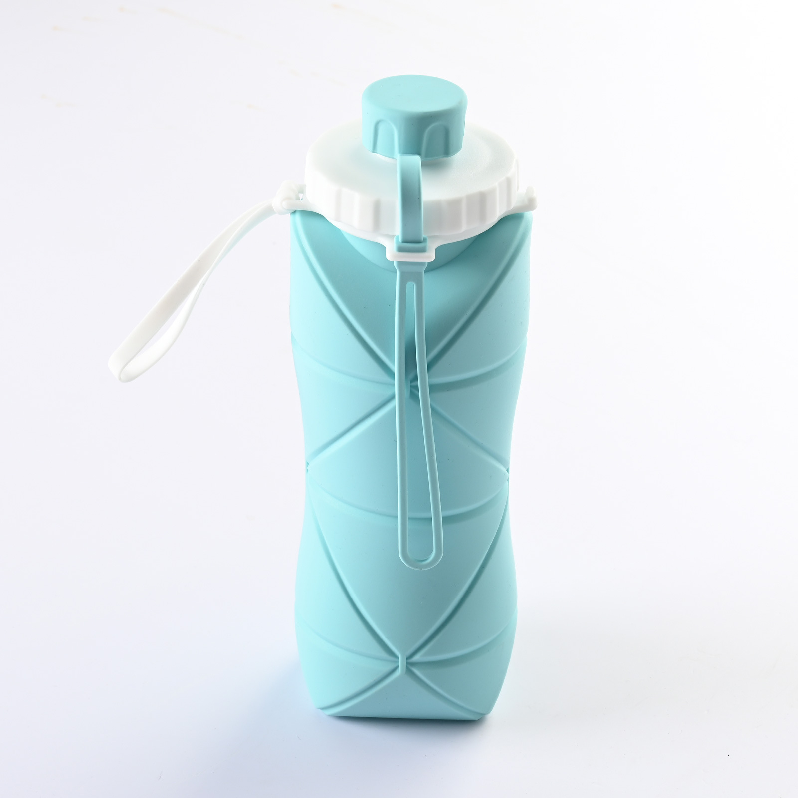 Blue Portable Food Grade Silicone Collapsible Sports Water Bottle 600ML