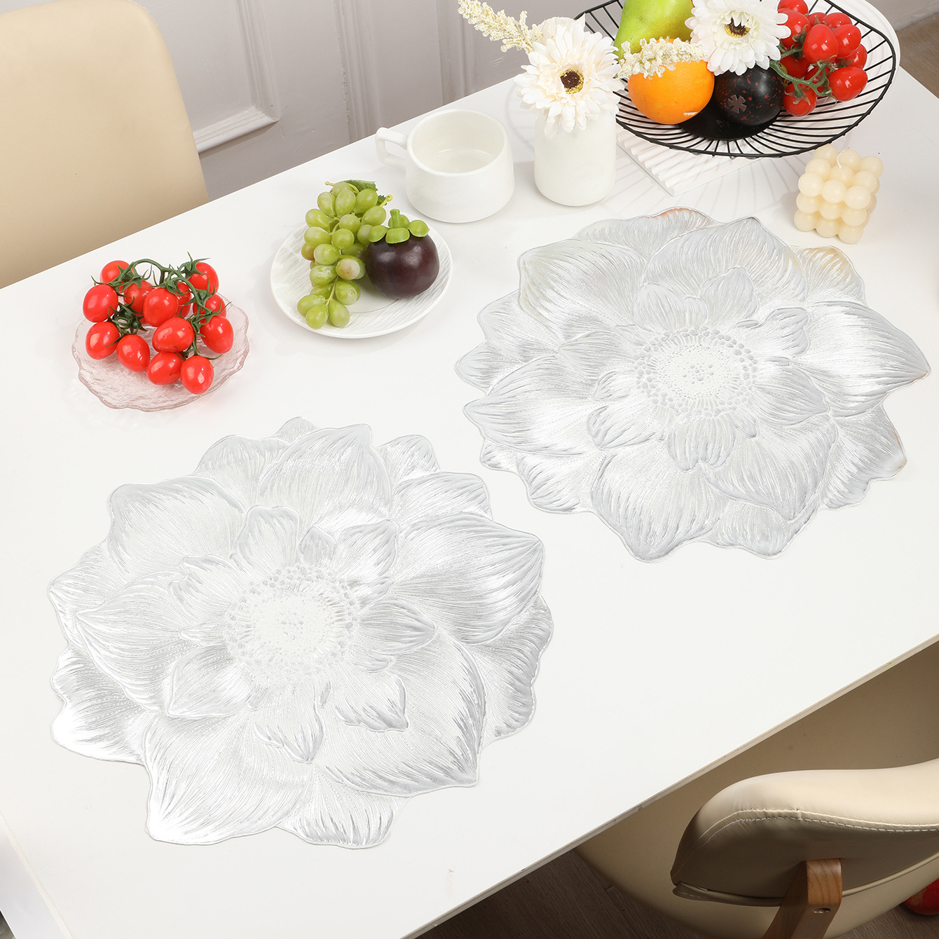 4-Pack Sliver Luxury Bronzing Floral Heat-Insulated Placemats - Lotus Style