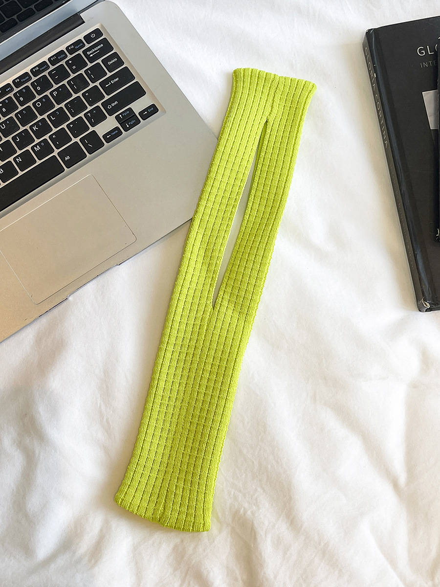 Green grass High-Elastic Knit Short Phone Sling Bag – Compact Streetwear
