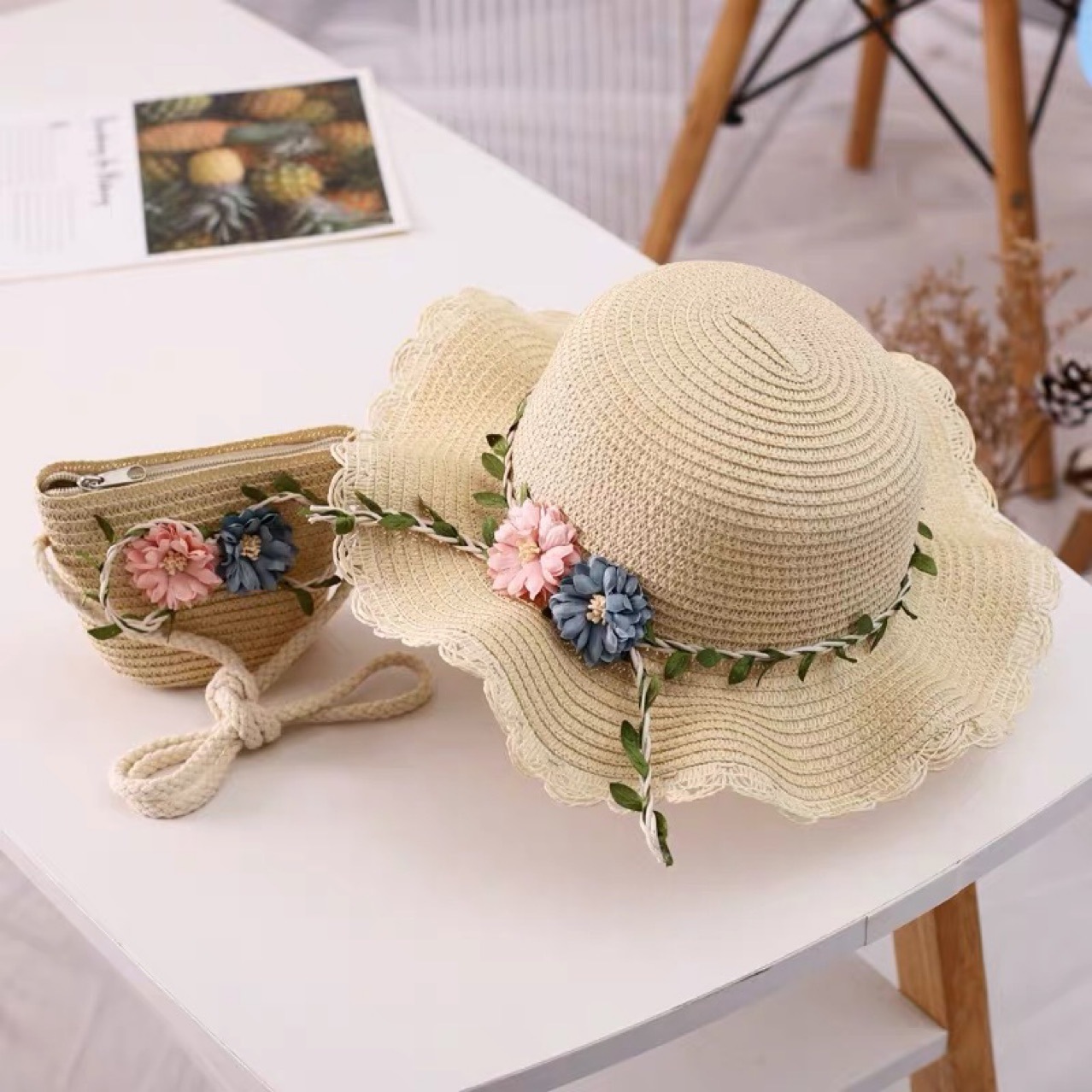 Beige Girls Summer Princess Straw Straw Hat and Matching Purse Set