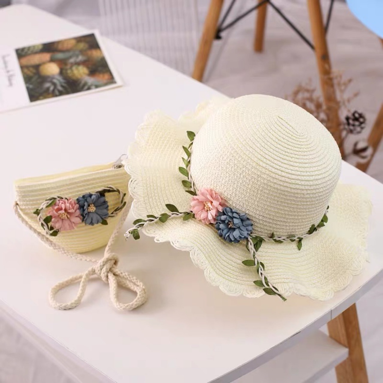 White Girls Summer Princess Straw Straw Hat and Matching Purse Set
