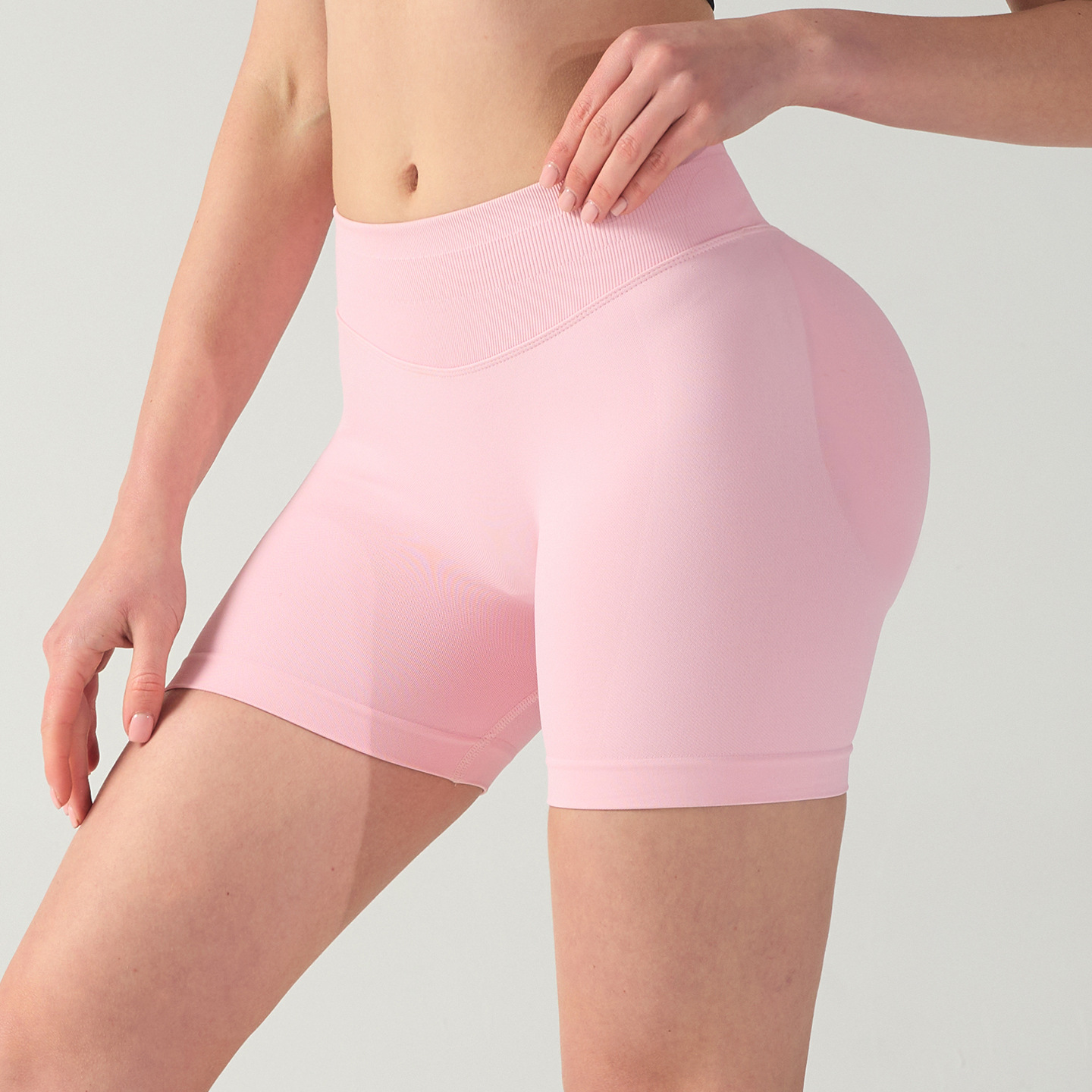 M Black High-Elastic Hip Yoga Shorts - Seamless Mid-Intensity Pilates Workout view 3
