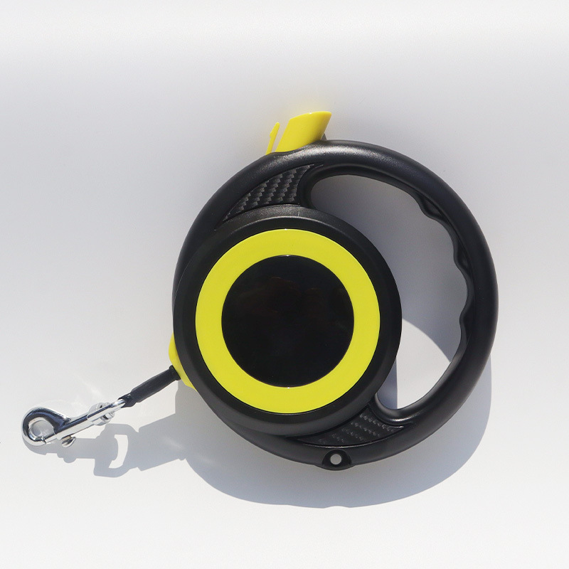 Black-yellow Heavy Duty Retractable Dog Leash with Ergonomic Wide Handle — image 1
