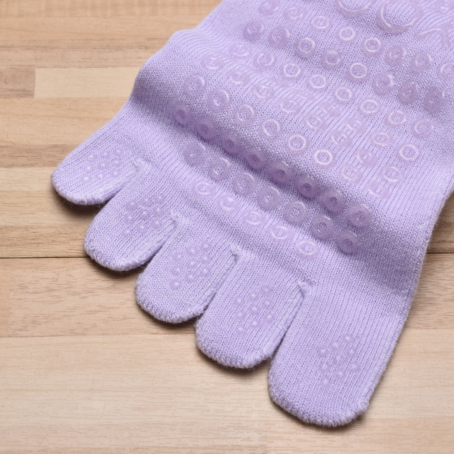 White 2pcs Women's 5-Finger Ballet Style Yoga Socks - Non-Slip Grip Pilates & view 3