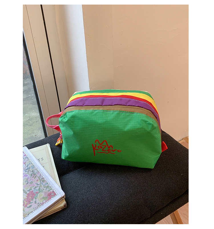 Green Trendy Color-Block Outdoor Waterproof Nylon Crossbody Bag - Niche