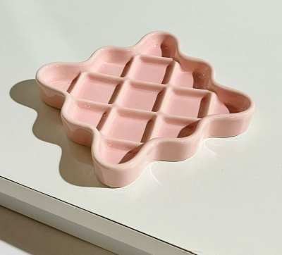 Pink Ceramic Slow Feeder Licking Plate for Cats and Dogs