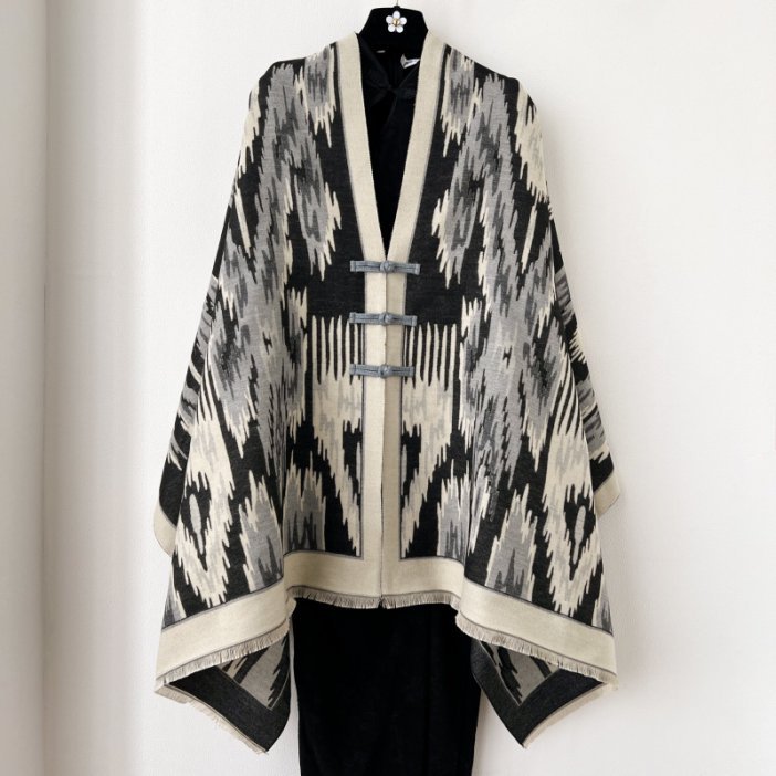Black New Style Buttoned Shawl – Double-Sided Winter Scarf with Ethnic Pattern