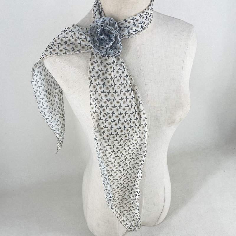 2 Pcs White Clover Pattern Rose Flower Thin Scarf – Elegant and Versatile Neck