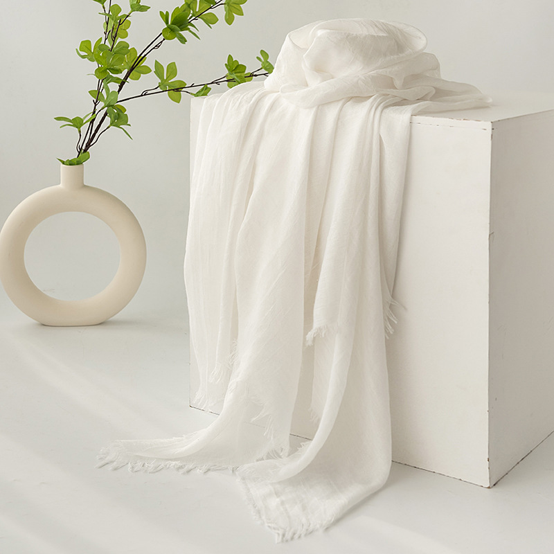 White Cotton and linen scarves - Elegant