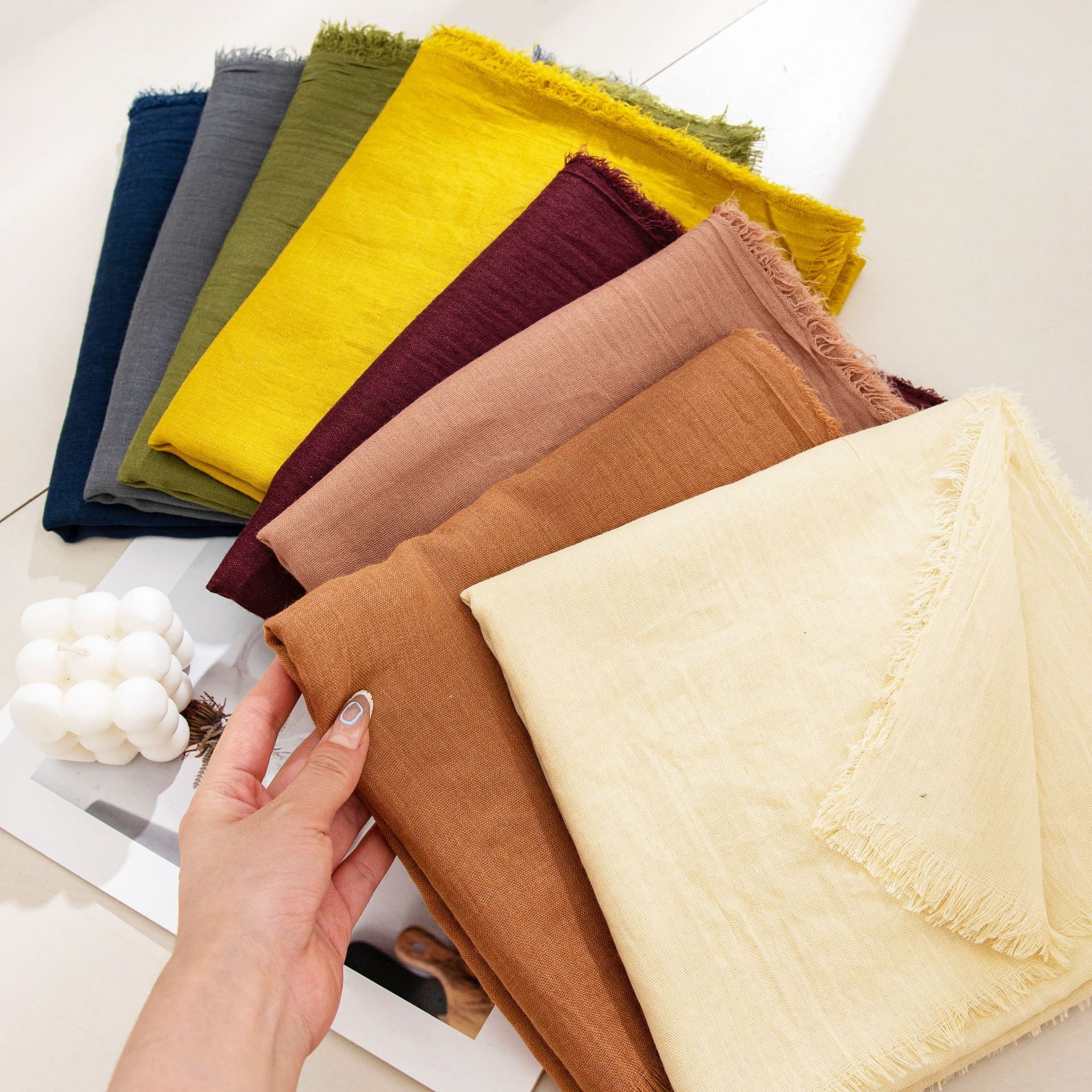 Beige Cotton and linen scarves - Elegant view 3