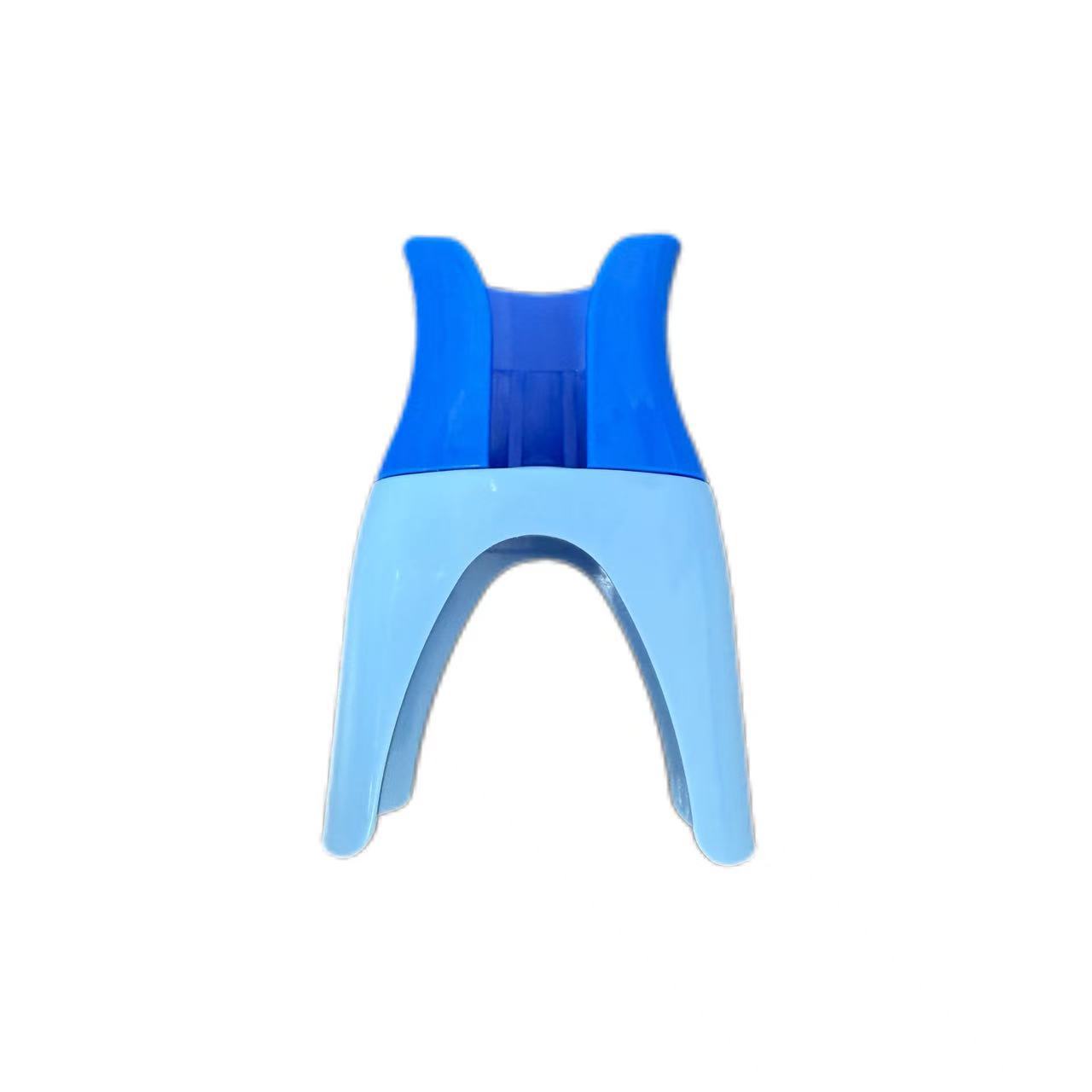 Dark Blue and Light Blue Eye Drop Applicator – Safe & Hygienic Eyedrop