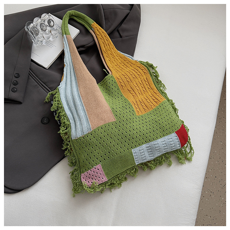 Red handbag strap Knitted Patchwork Tote Bag – Spacious view 5
