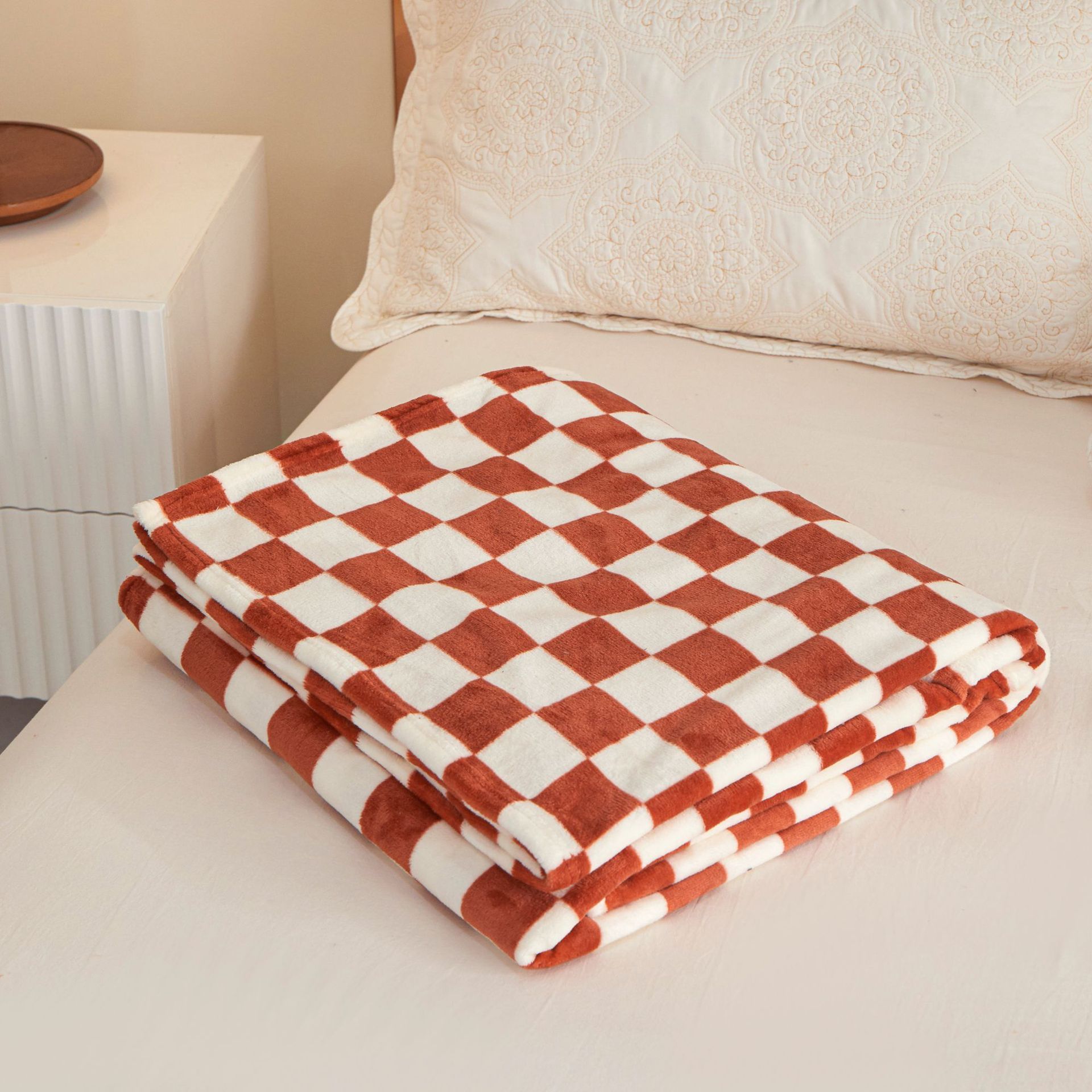 Red and brown checkered pattern Double-Sided Plaid Fleece Blanket – 100×150cm