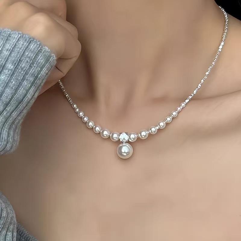 Elegant Pearl Choker Necklace for Women – Ins Style Minimalist Design with view 2