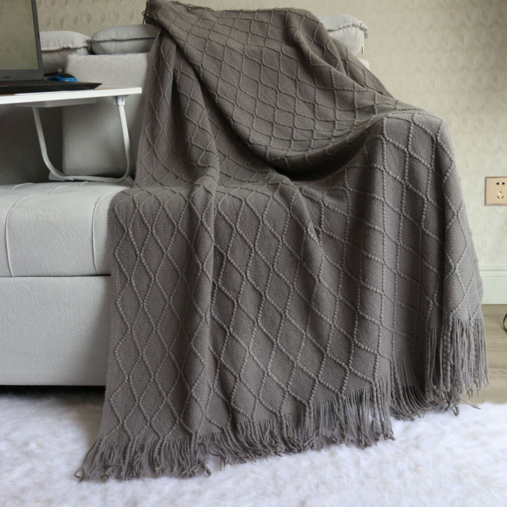 Smoky grey Nordic Minimalist Knit Throw Blanket – 127×180cm Lightweight