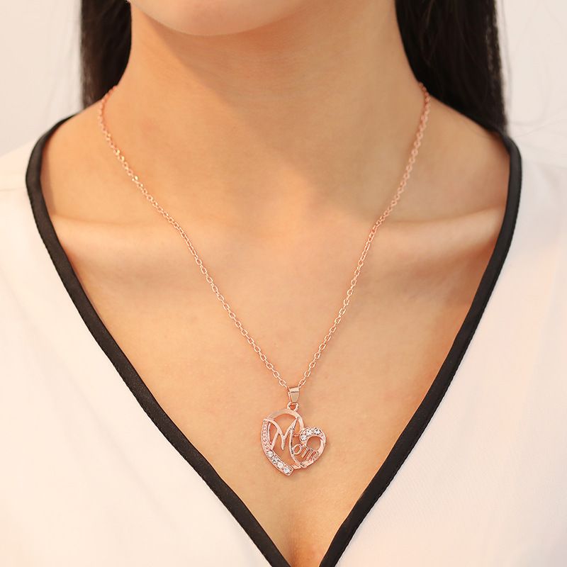 Golden MOM Heart Pendant Necklace with Rhinestones - Adjustable 47+5cm Chain view 4