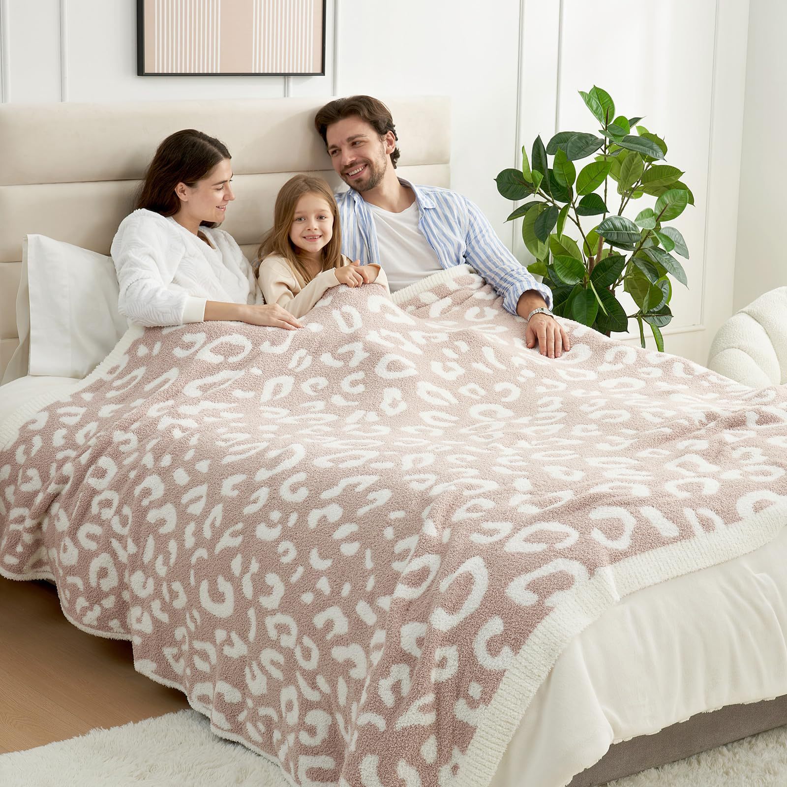 Leopard Print Checkerboard Flannel Throw Blanket(Large 150 x 200 CM) view 4