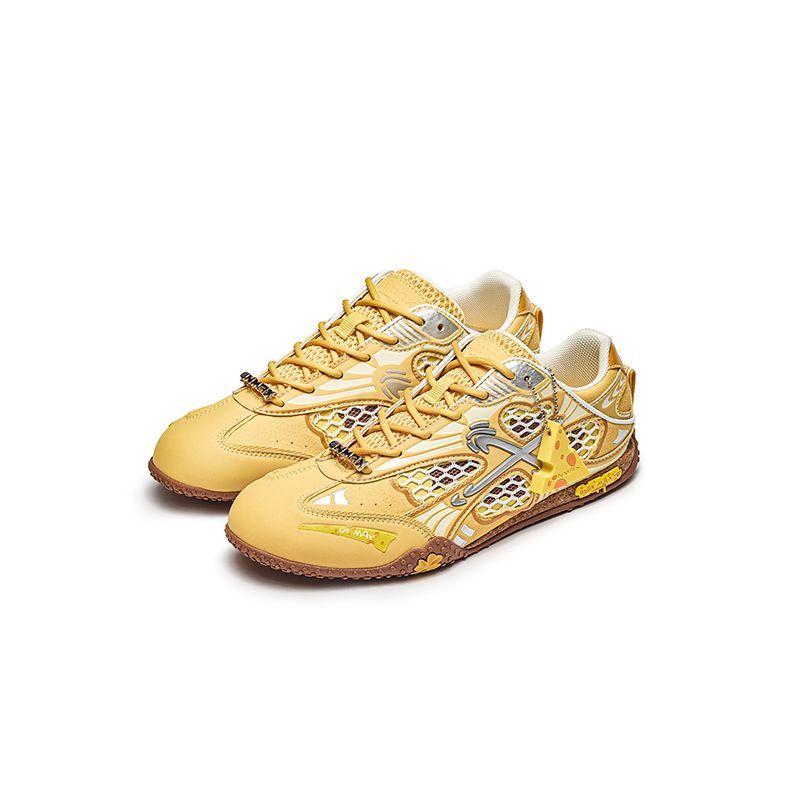 Man-four-leaf clover shoes view 10