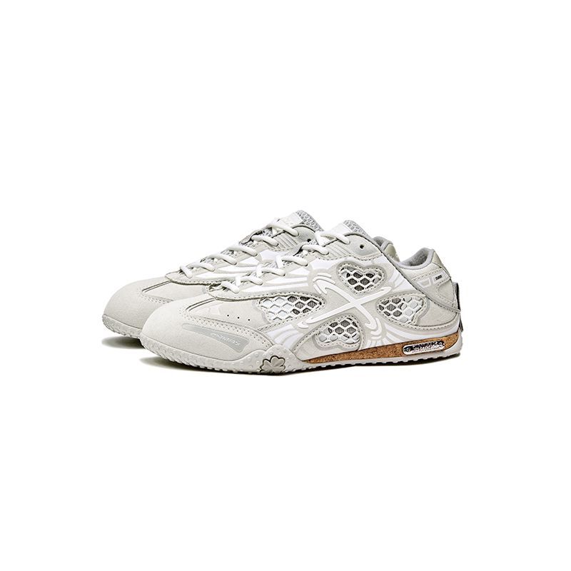 Man-four-leaf clover shoes view 6