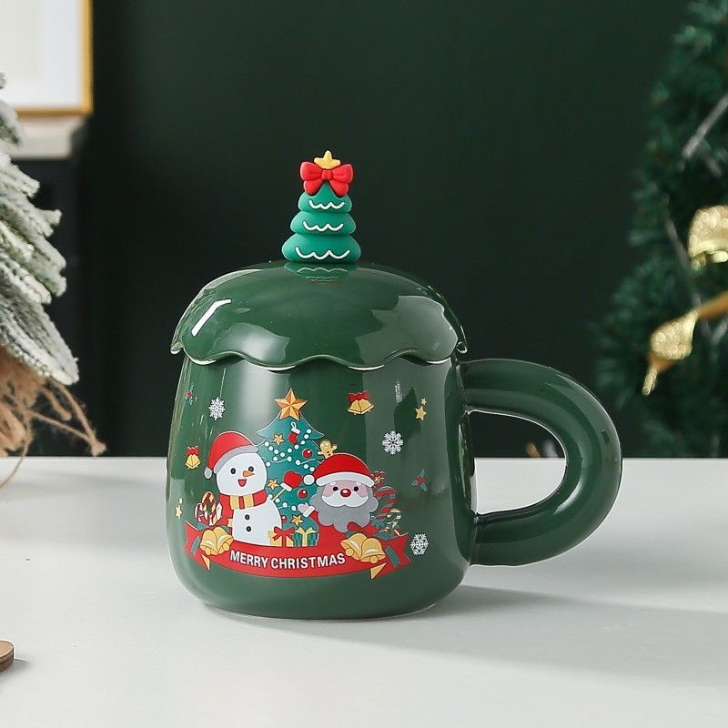 Christmas mug, ceramic mug, mug with lid and spoon, Santa Claus mug, festive view 3