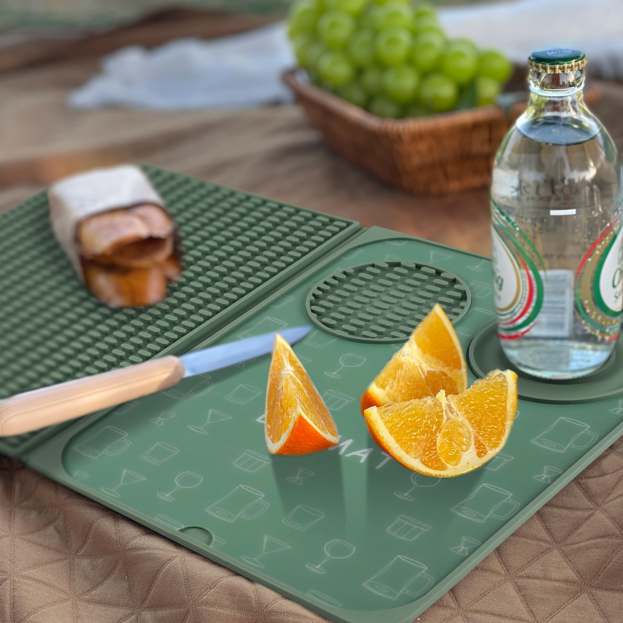 3-in-1 Bar Mat, Bar Accessories, Multifunctional Folding Cocktail Mat with view 3