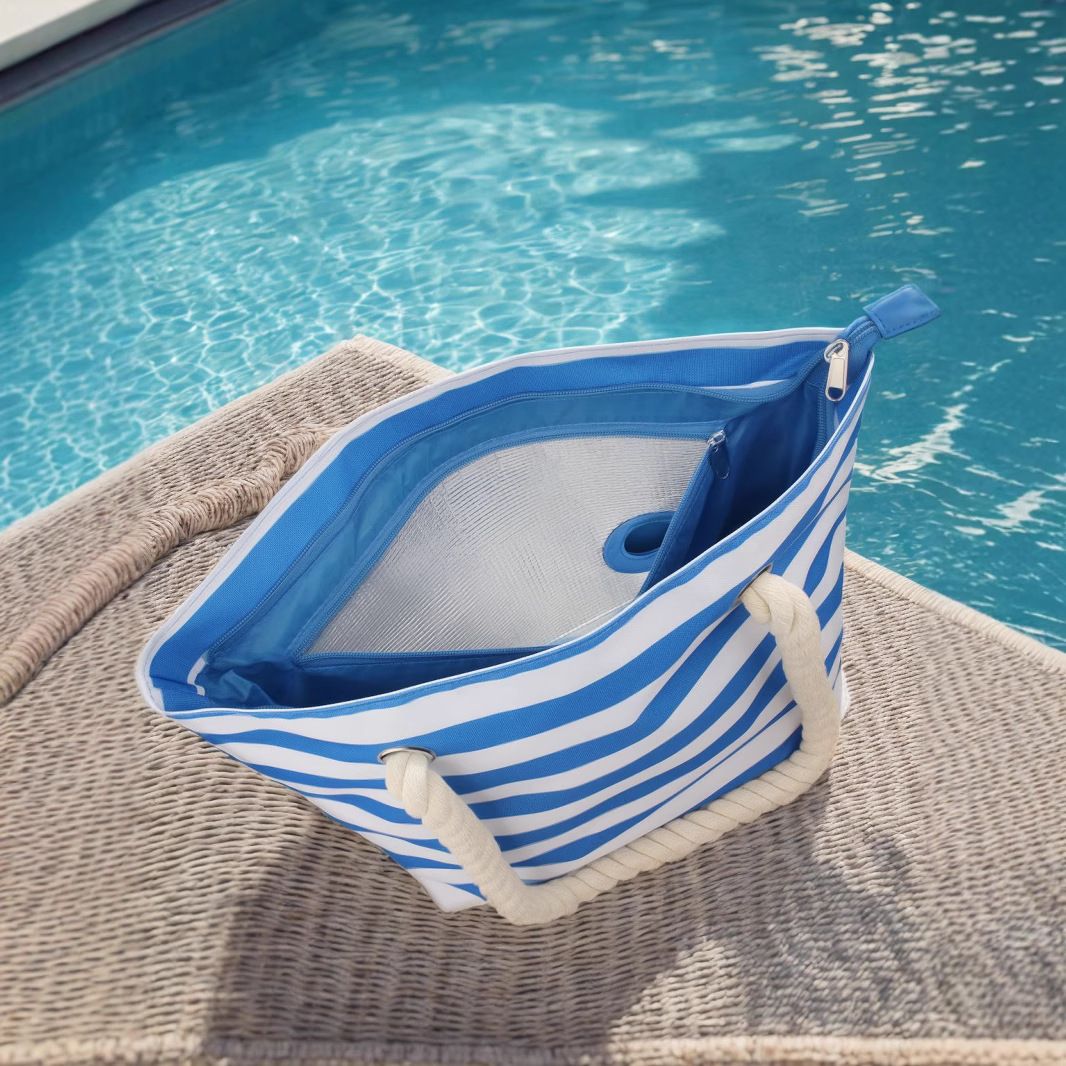 Beach Wine Tote with Insulated Bladder Bags view 2