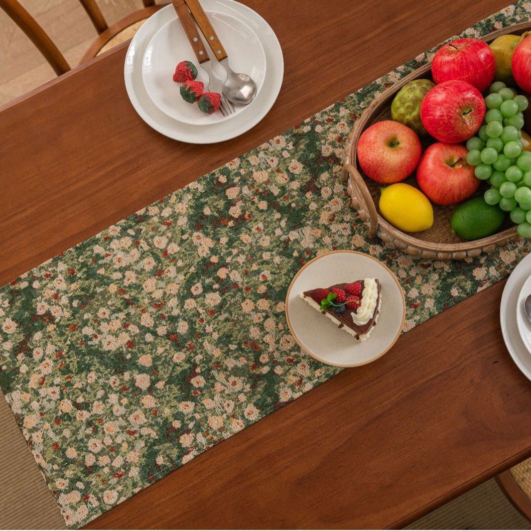 Vintage Luxury Tassel Table Runner - Elegant Dining Table Decor view 3