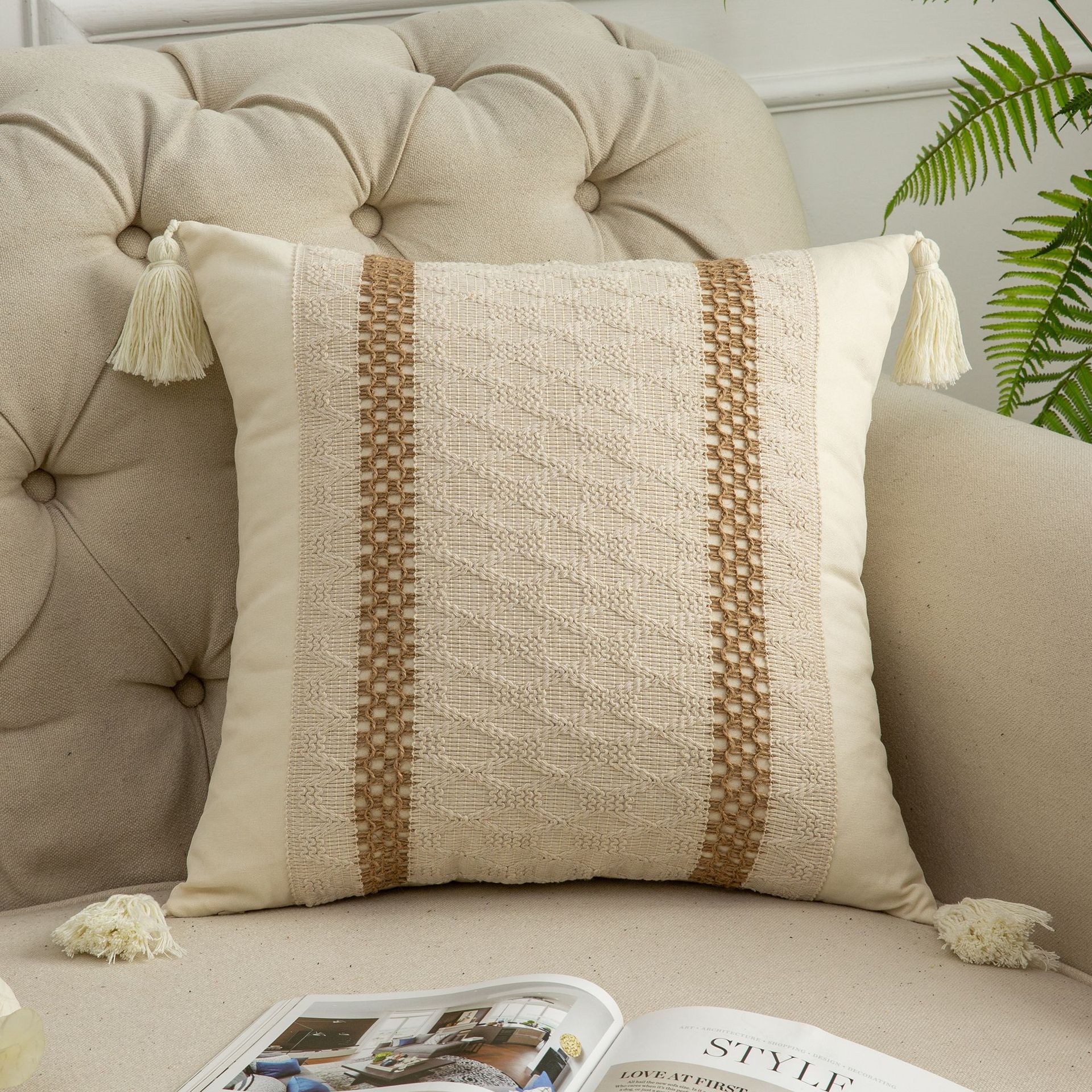 2pcs Pillow Covers 18 x 18inch with Tassels for Farmhouse Living Room
