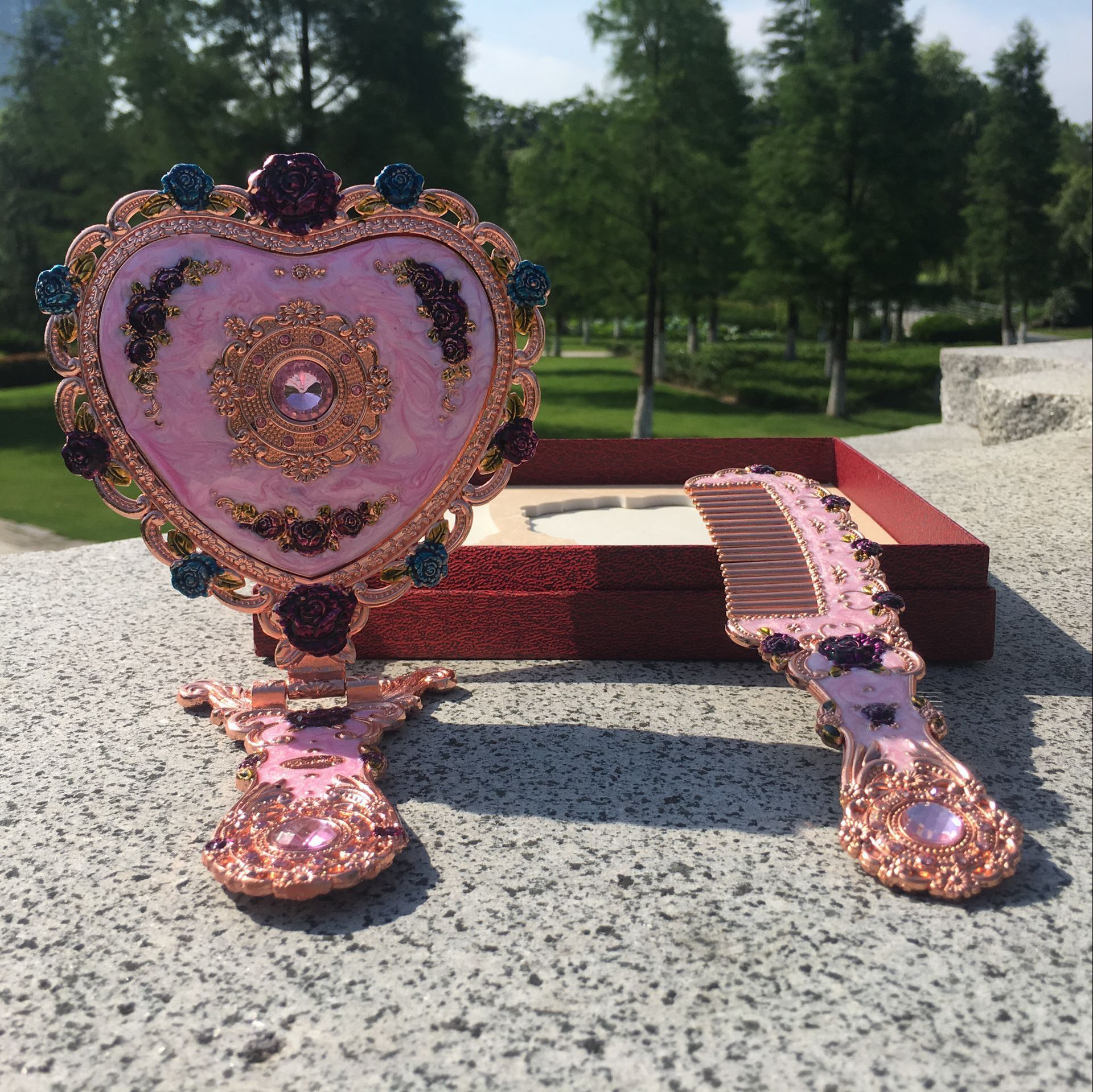 Antique Mirror Comb Set Vintage Metal Handheld Mirror Heart Shape Embossed — image 1
